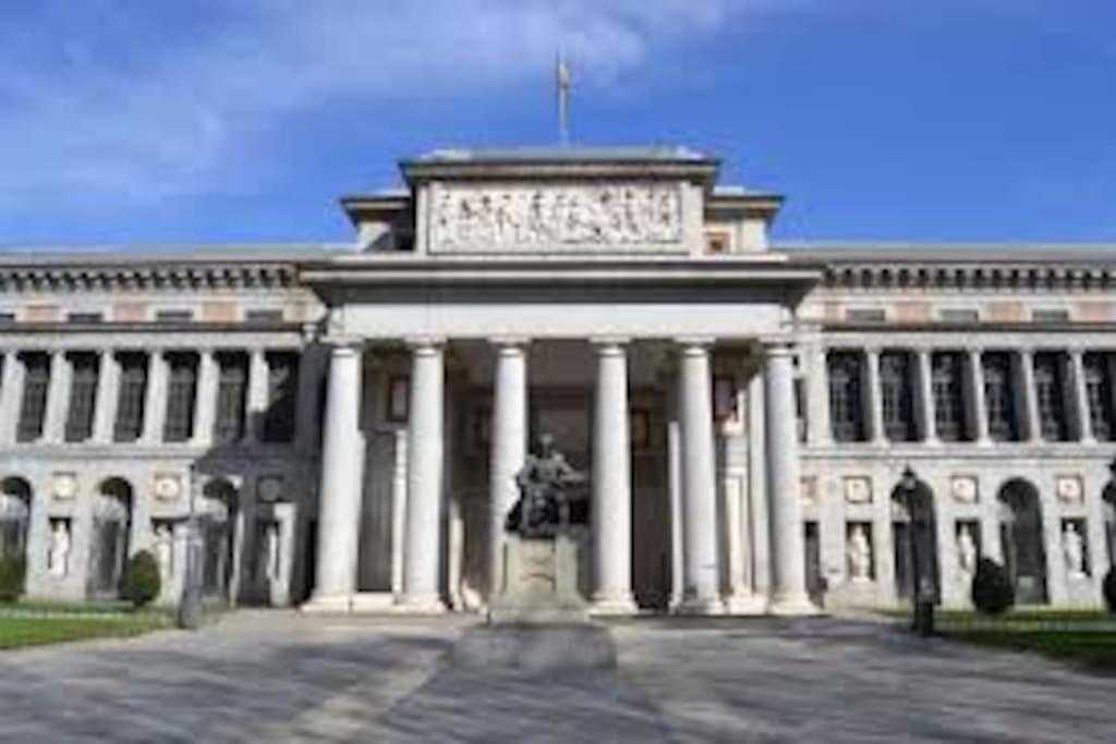 Апартаменти En El Corazon De Madrid, Museos Екстер'єр фото